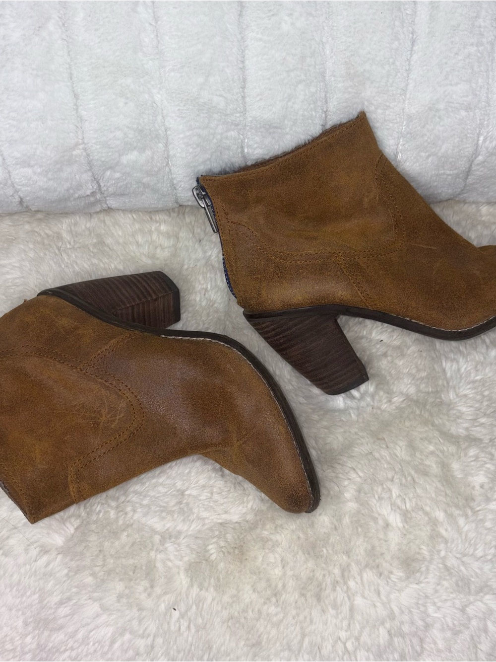 Dolce Vita Cognac Brown Suede Ankle Booties with Stacked Heel size 7 1/2